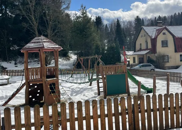 Pod Kostelem 아파트 Nové Hamry